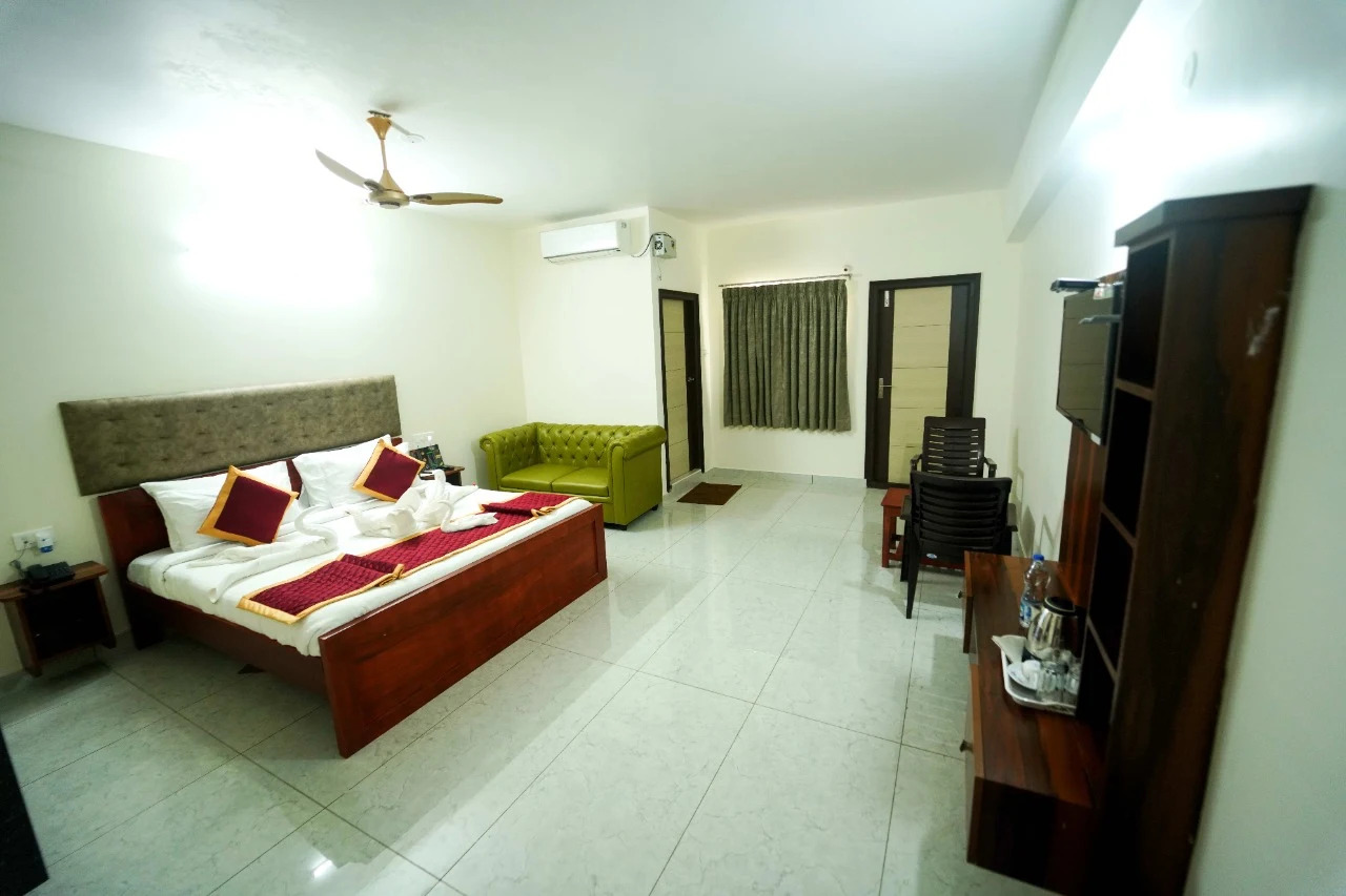 Suite Room with Balcony